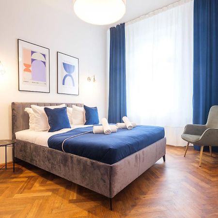 Central Apartments By Tyzenhauz Cracovie Extérieur photo