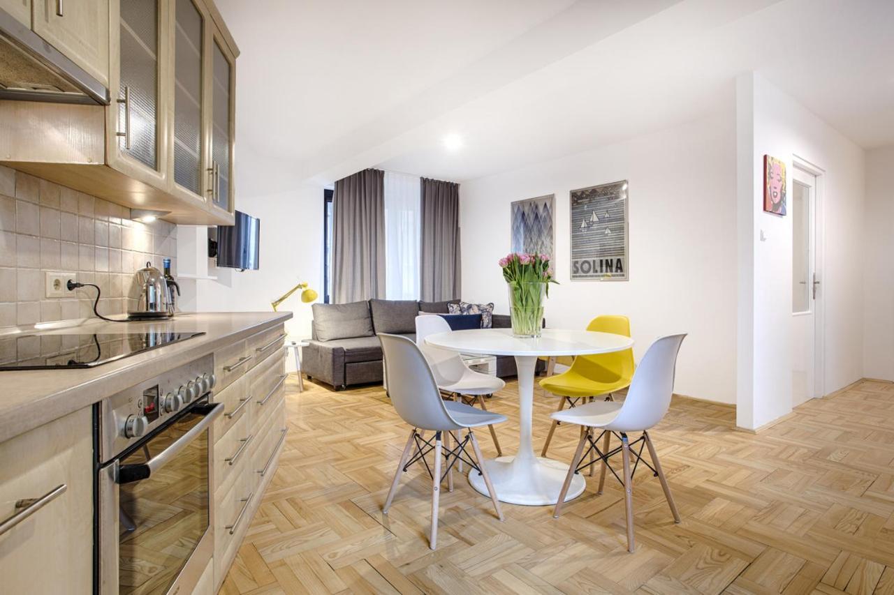 Central Apartments By Tyzenhauz Cracovie Extérieur photo