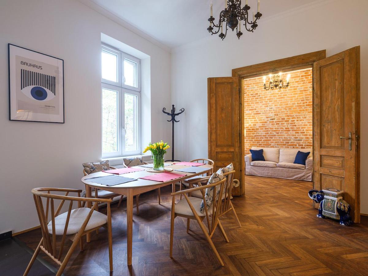 Central Apartments By Tyzenhauz Cracovie Extérieur photo